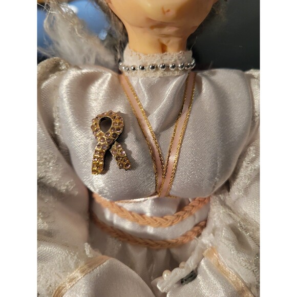 JACQUELINE KENTS FAIRY GODMOTHER Breast Cancer Fairy 2005 With Wooden Chair - Picture 6 of 16